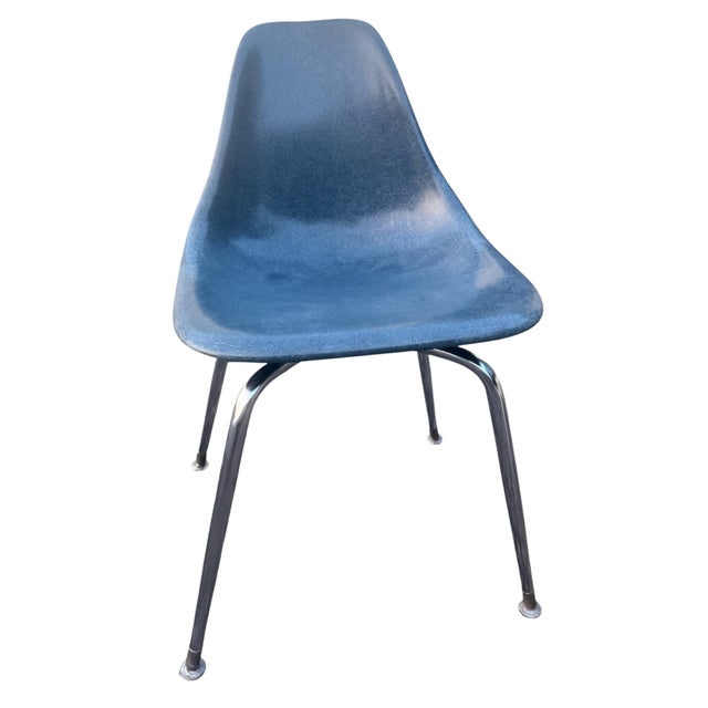 Vintage Mid-Century Modern Blue Fiberglass Shell Chairs, Chrome Legs, Set of Four For Sale - Image 12 of 18