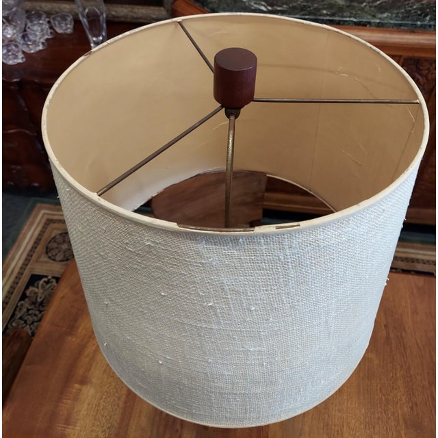 Gordon & Jane Martz 1970s Jane and Gordon Martz Signed Ceramic Table Lamp For Sale - Image 4 of 10