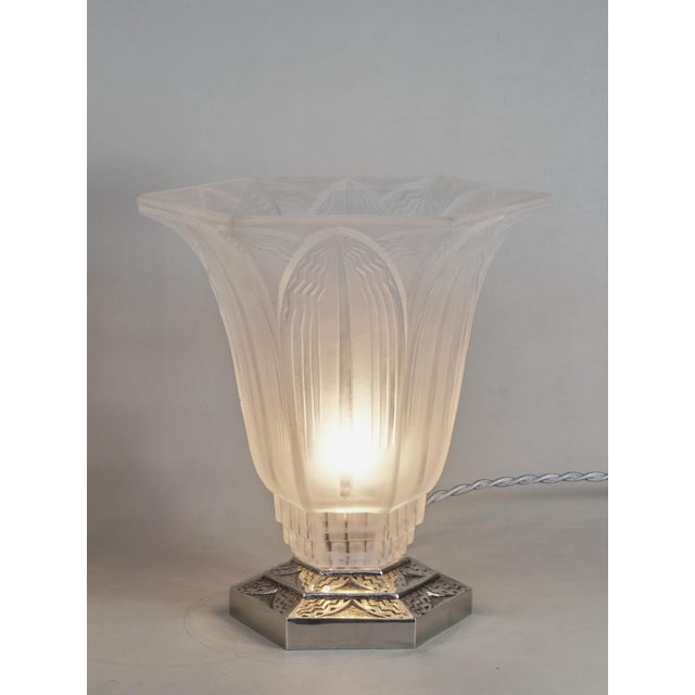 French Art Deco Table Lamp by Pierre d'Avesn Lorrain Daum 1920s France - A Pair For Sale - Image 6 of 13
