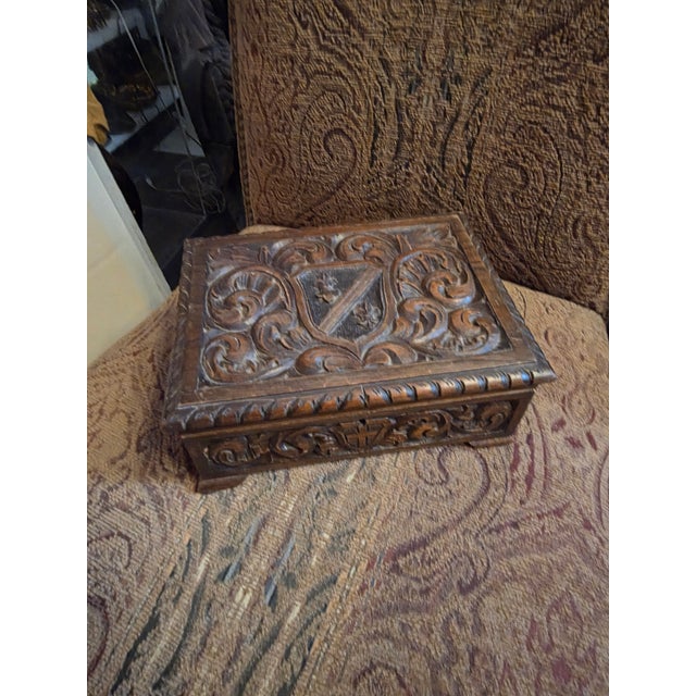 1920s Carved Wood Box For Sale - Image 5 of 7
