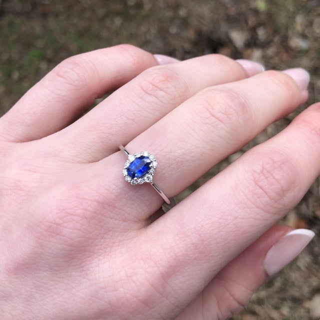 Metal Ceylon Sapphire Ring W Earth Mined Diamonds in Solid 14k White Gold Oval 6x4mm, Size 6.75 For Sale - Image 7 of 10