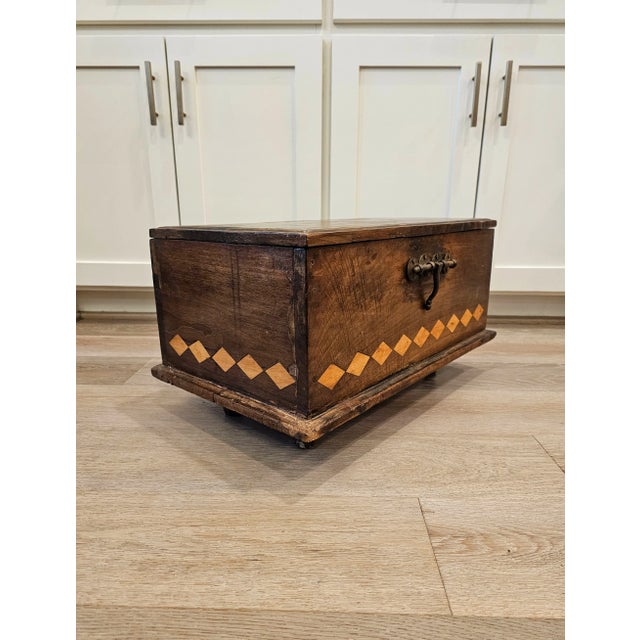 Spanish Colonial Era Antique Diamond Parquetry Inlaid Cedar Chest Box or Trunk For Sale - Image 4 of 12