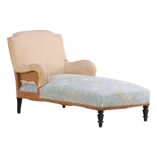 French Napoleon III Chaise Longue With Turned Legs, C. 1860 For Sale