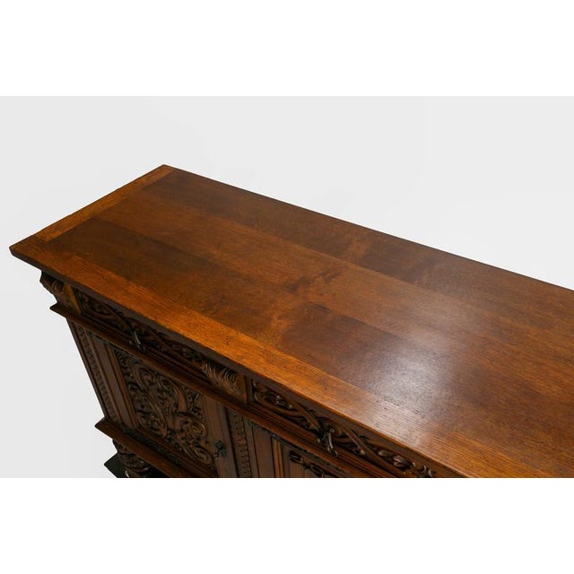 1950s Neo-Renaissance Spanish Large Carved Oak Buffet, 1950 For Sale - Image 5 of 18