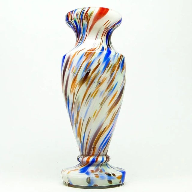 Art Deco Vase, Former Czechoslovakia, 1950s, in Very Good conditions. Designed 1970 to 1979