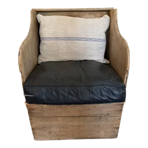 Late 20th Century Old European Pine Hall Chair With Storage