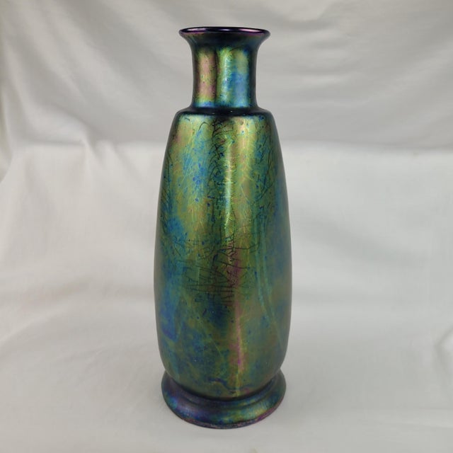 Victorian Antique Iridescent Art Glass Vase Victorian Portrait Oil Slick Finish For Sale - Image 3 of 8