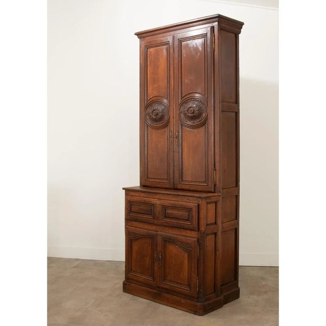 Brown French 18th Century Louis XV Buffet À Deux Corps For Sale - Image 8 of 13