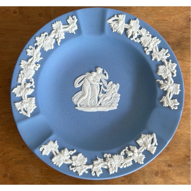 SET OF FOUR VINTAGE WEDGWOOD ENGLAND ASHTRAYS: On group photograph, from LEFT to RIGHT: - Undated Blue on Blue Jasperware...