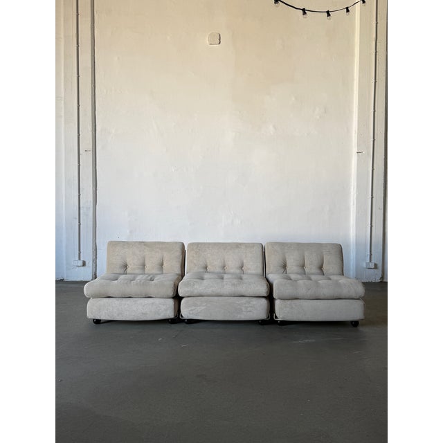 Textile 1960s Amanta Modular Sofa by Mario Bellini, B&b Italia, Sand Velvet For Sale - Image 7 of 10