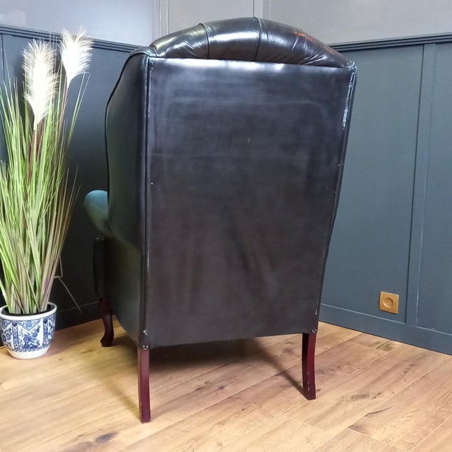 Chesterfield Barrelback Blue Club Chair, 1970s For Sale - Image 4 of 18