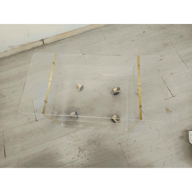 Vintage TV Table in Acrylic Glass, 1970s For Sale - Image 8 of 13