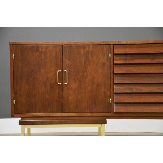 1960s Refinished 78” American of Martinsville Walnut and Brass Dresser For Sale - Image 10 of 12