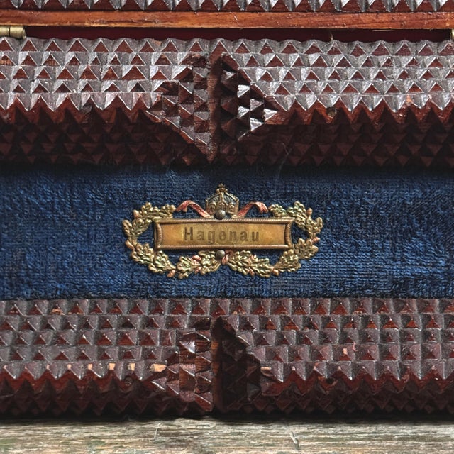 Brown Antique Hand Carved Tramp Art Box With “Aus Liebe” Inscription Folk Art For Sale - Image 8 of 11