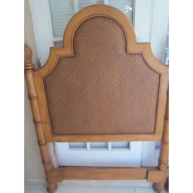 Brown 1980s Twin Headboard Tommy Bahama Wicker Rattan Bamboo With Pineapple Finals Set of 2 For Sale - Image 8 of 13