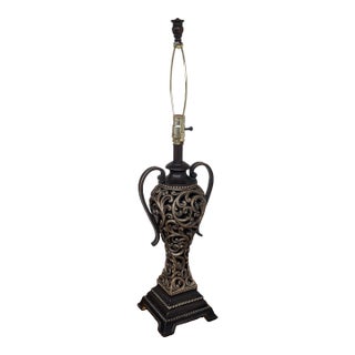 Vintage Hollywood Regency Urn Styl;e Table Lamp For Sale