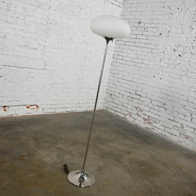 Mid-Century Modern Mid 20th Century Mid-Century Modern Floor Lamp Chrome With Frosted Glass Mushroom Globe by Laurel Lamp Co. For Sale - Image 3 of 13