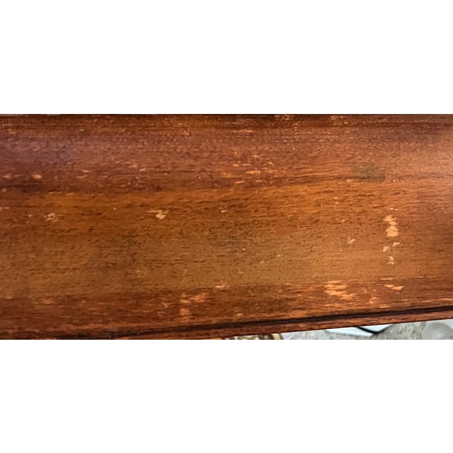 For sale is a beautiful, vintage mid-century Duncan Phyfe style gossip bench (telephone table) crafted from solid...