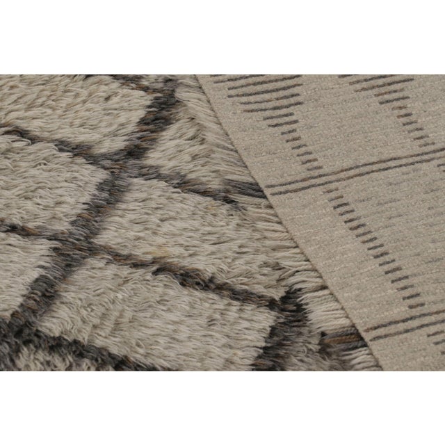 Gray Vintage Swedish Rya Rug in Gray and Charcoal Geometric Pattern - Rug & Kilim For Sale - Image 8 of 10