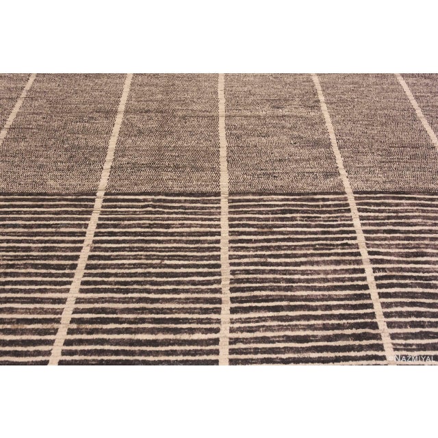 Textile Nazmiyal Collection Large Geometric Grey Color Contemporary Area Rug For Sale - Image 7 of 9