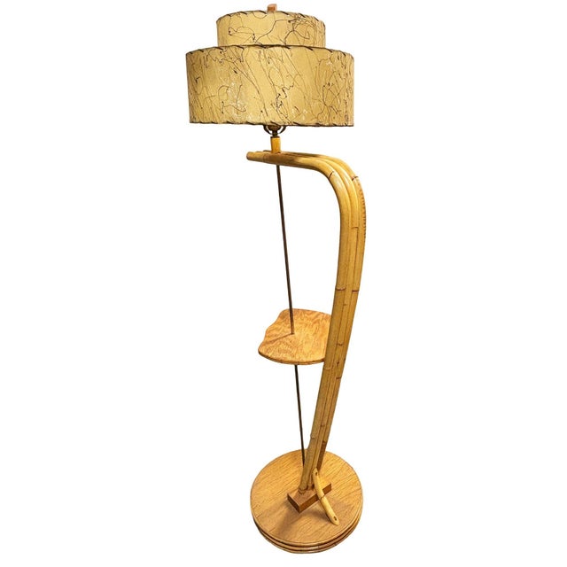 1950s 1950s Mid-Century Modern Rattan Pole Floor Lamp W Side Table Whipple Stitch Fiberglass Shade - Restored For Sale - Image 5 of 7