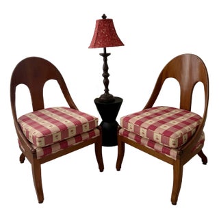 Pair of Mid-Century Modern Spoon-Back Chairs For Sale