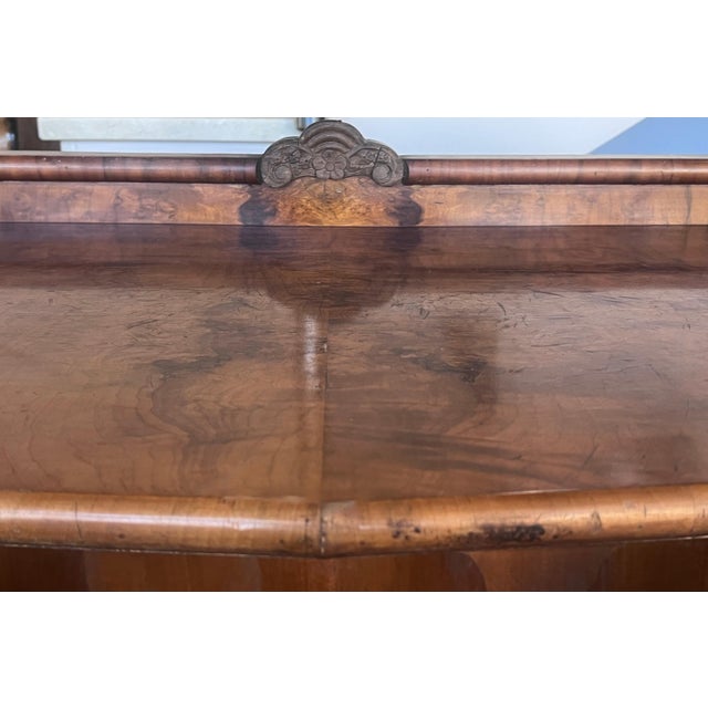 Art Deco Cathedral Display Cabinet with Ebonized Base, Vitrine, circa 1930 For Sale - Image 13 of 18