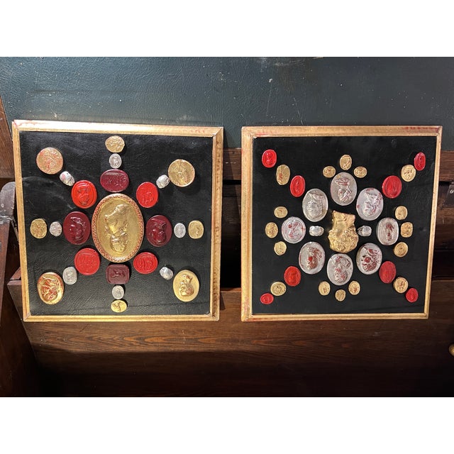 Pair of Venetian Baroque Style Gold & Silver Leaf Cameo Intaglio Classical Grand Tour Collection For Sale - Image 15 of 16