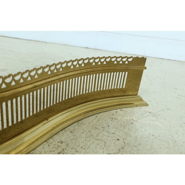 Virginia Metalcrafters Colonial Williamsburg Brass Fireplace Fender