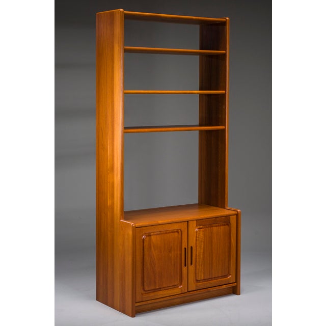 Danish Teak Bookcase with Cabinet from Dyrlund, 1970s For Sale - Image 11 of 11
