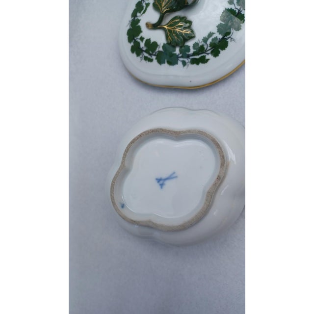 1950s Vintage Quatrefoil Oval Porcelain Sugar Bowl from Meissen, 1930 For Sale - Image 5 of 7