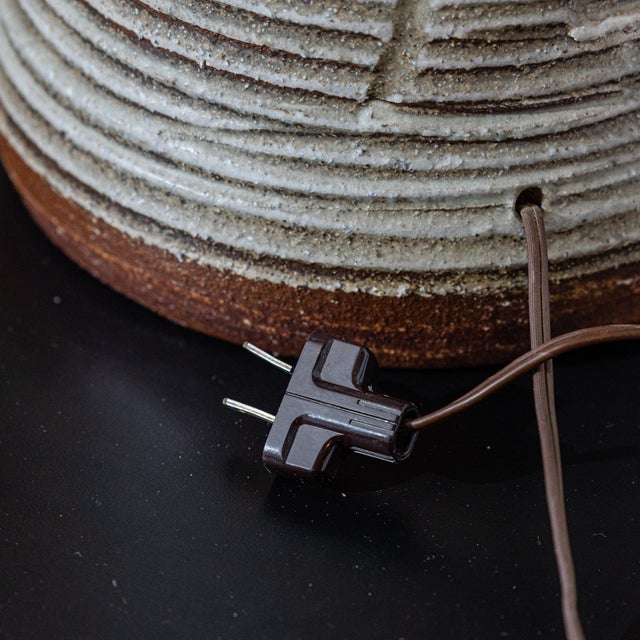 Ceramic 1960s Bob Kinzie Studio Pottery Table Lamp for Affiliated Craftsmen, Early Unsigned Example For Sale - Image 7 of 14