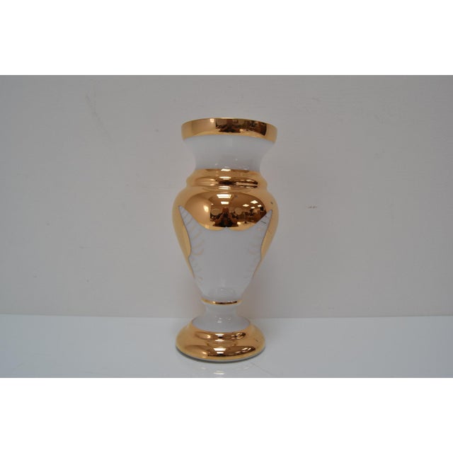 Made in Czechoslovakia Made of Art Glass The vase is slightly crooked The vase has scratches(see Foto) Re-polished...