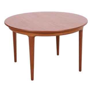 Vintage Danish Extendable Dining Table in Teak by Johannes Andersen, 1960s For Sale