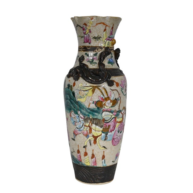 Antique Chinese Vase in Porcelain from Nankin For Sale