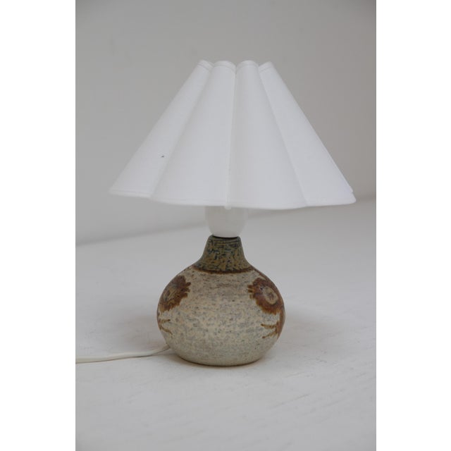 Small Danish Modern Brown Ceramic Table Lamp by Søholm, 1970s For Sale - Image 4 of 14