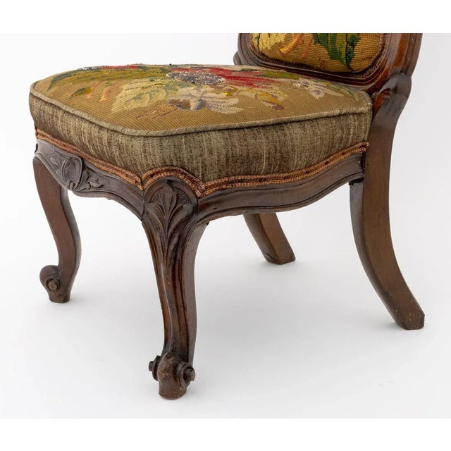Victorian Rosewood Nursing Chair For Sale In New York - Image 6 of 9