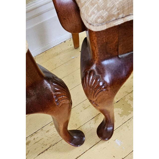 1980 Queen Anne Solid Cherry Dining Chairs, Set of Four For Sale - Image 6 of 10