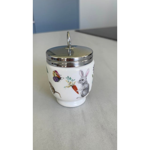 Large Vintage English Porcelain Egg Cup with Animal Designs from Royal Worcester, 1970s For Sale - Image 3 of 10