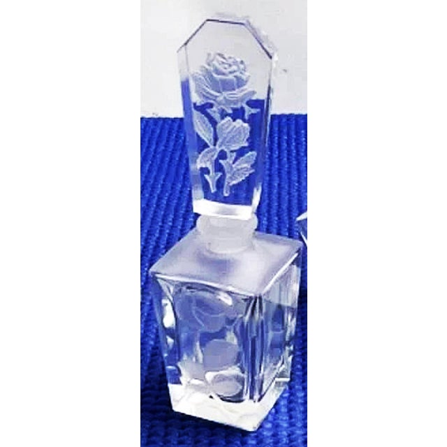 1940s Etched Vintage Glass Perfume Bottle For Sale - Image 5 of 6