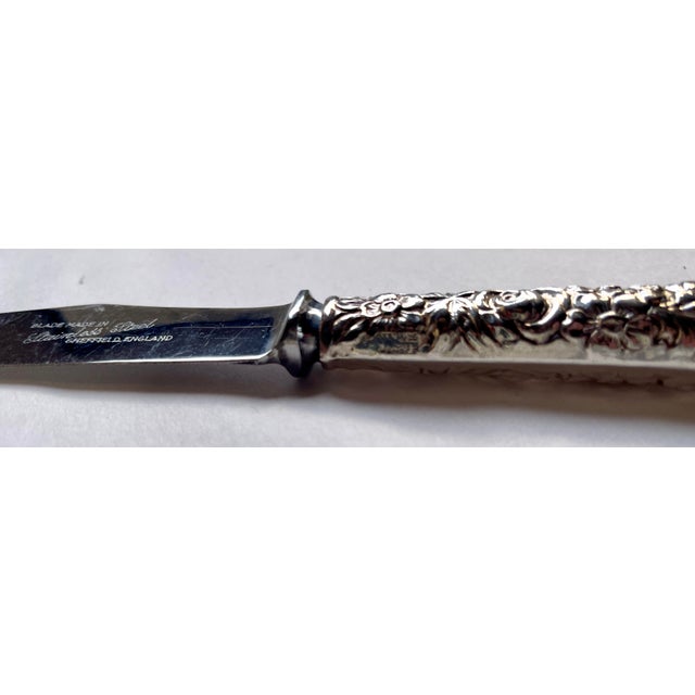 English 1960s Stainless Repousse Steak Knives by S. Kirk and Son - Set of 6 - For Sale - Image 3 of 5