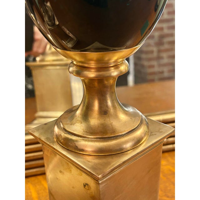 Mid 20th Century Mid-Century Italian Neoclassical Emerald Glass Urn Lamps, Likely Empoli Glass, Circa 1955-1965 - A Pair For Sale - Image 5 of 12