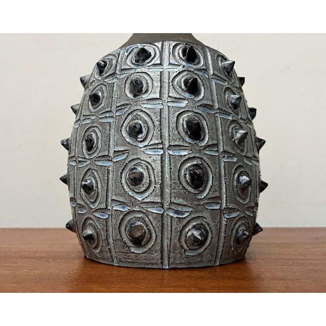 Mid-Century Modern Danish Studio Pottery Table Lamp from Jette Hellerøe, 1960s For Sale - Image 13 of 18