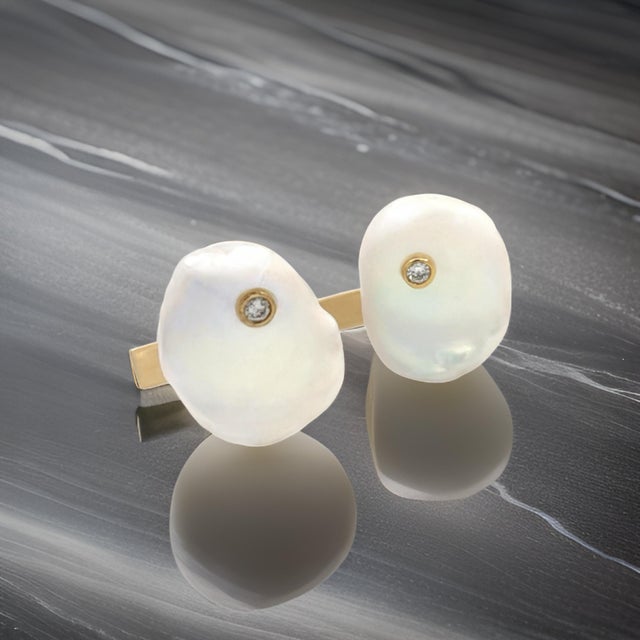 Metal Diamond Fresh Water Pearl Cufflinks 14k Gold Designer Certified For Sale - Image 7 of 7