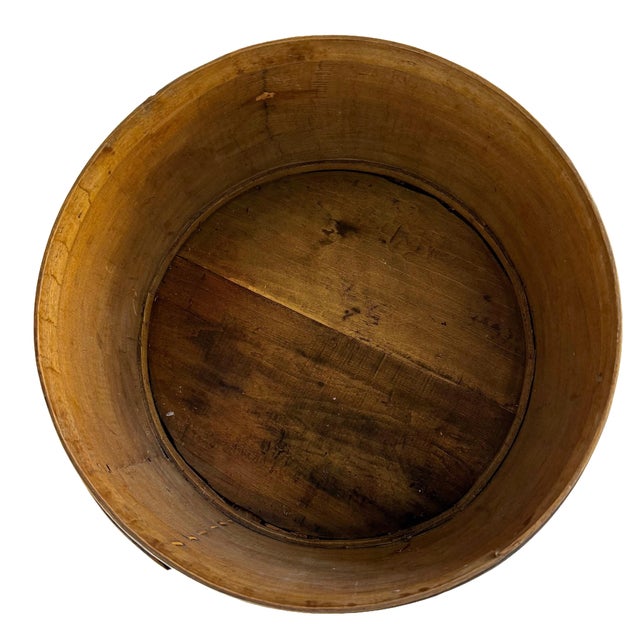 Antique Chinese Painted Bentwood Storage Box W/ Figural Scene For Sale - Image 4 of 6