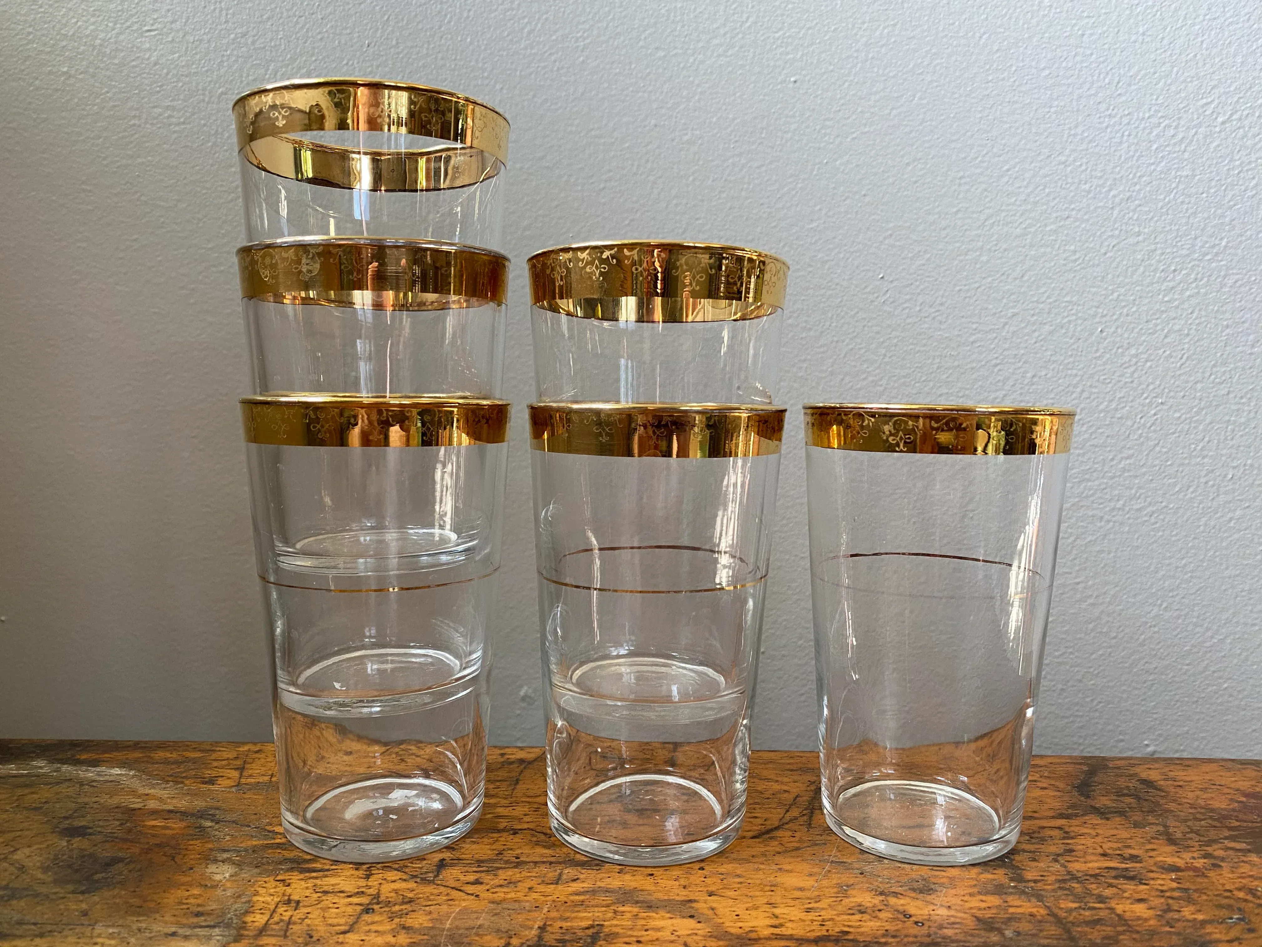 Vintage Mid 20th Century Glass Tumblers With Gold Rim - Set of 6  display picture 1