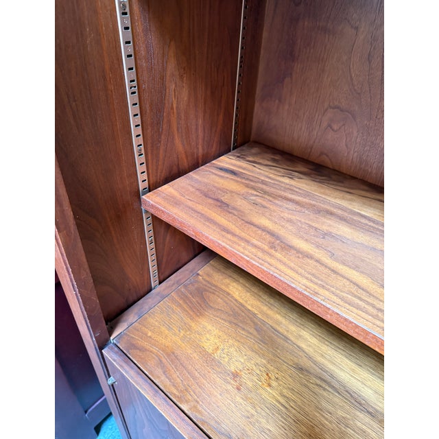 Glenn of California American Walnut Bookshelf + Cabinet, Mid 20th Century For Sale - Image 9 of 12