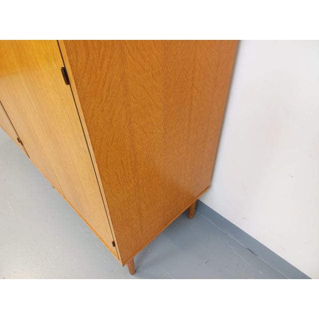1960s Vintage Tan Oak Wardrobe, 1960s For Sale - Image 5 of 18