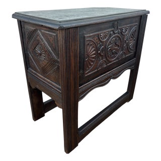 Spanish Renaissance Revival Carved Oak Chest with Lift Top, 1920s For Sale