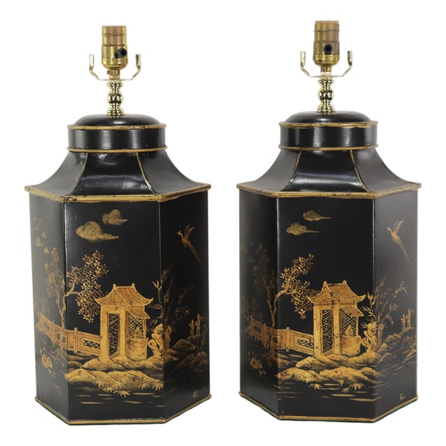 Pair of 20th-Century Vintage Hand-Painted Chinoiserie Hexagonal Tole Tea Caddy Lamps For Sale